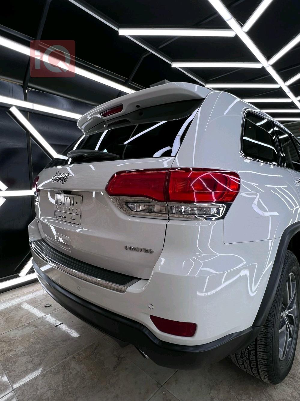 جيب جراند شيروكي